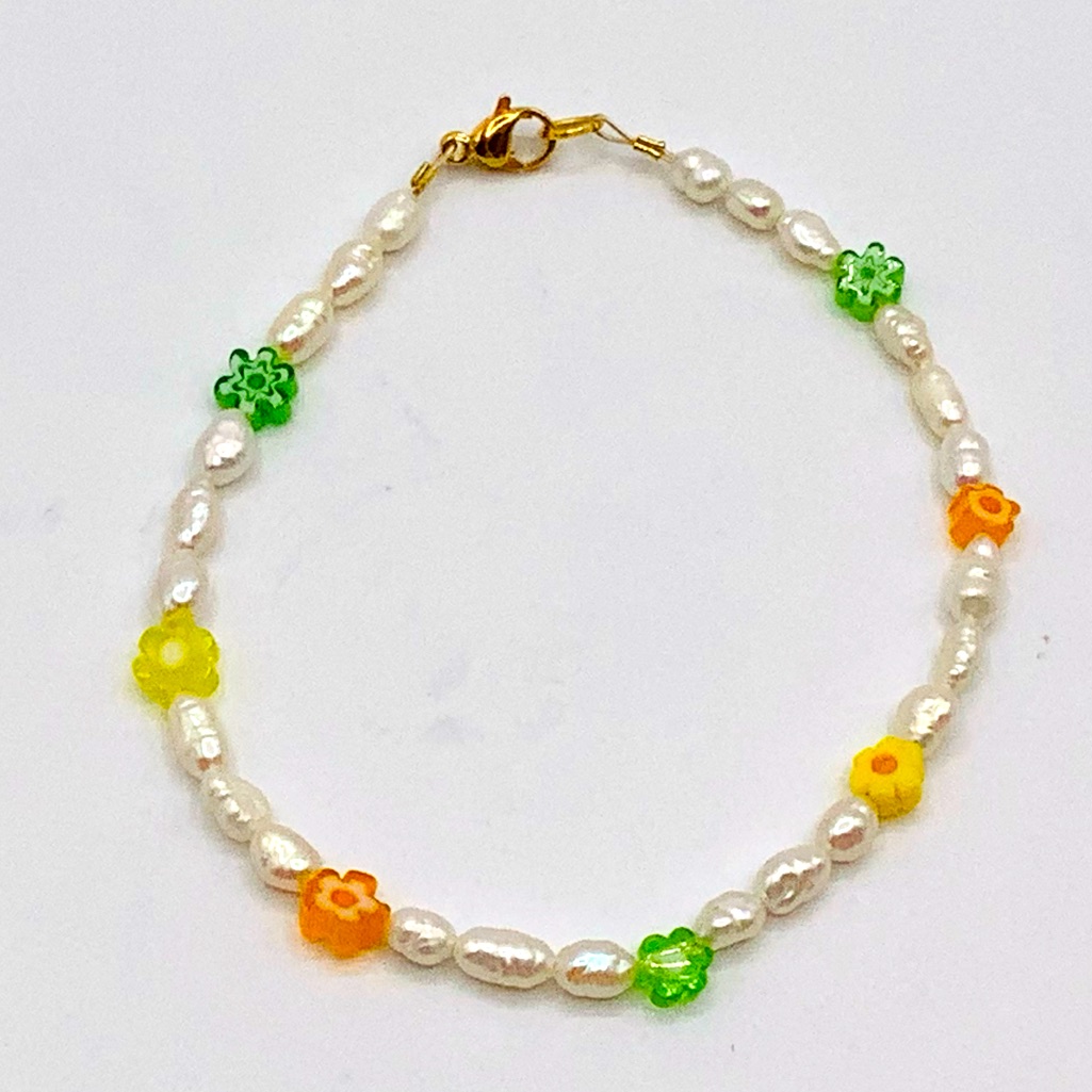 New! Bracelet Millefiori Flower Beads Freshwater Pearls Hippie Trend Gold Tone